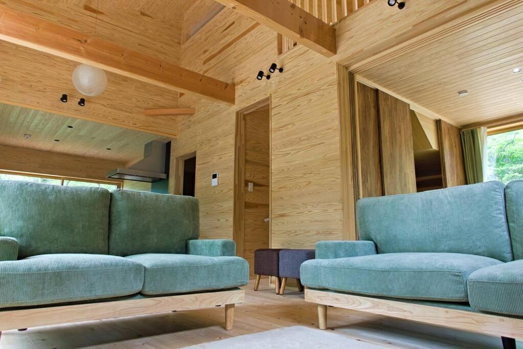 Hinoki No Ie - With Natural Hot Spring In A Cypress Bathtub Chalet
