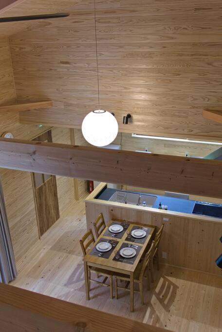 Chalet Hinoki No Ie - With Natural Hot Spring In A Cypress Bathtub Shika